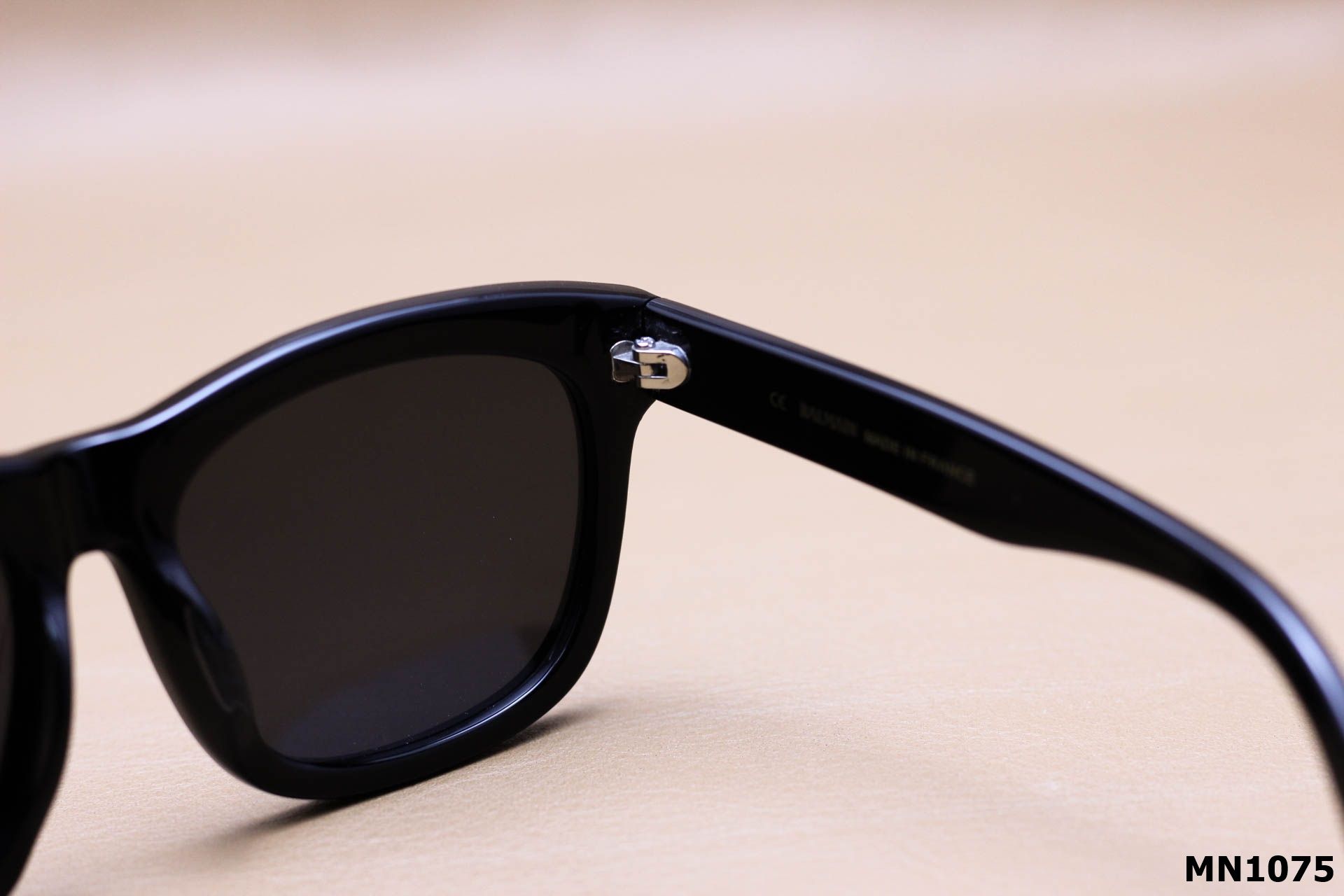Kính Mát Thời Trang Chất Nhựa Acetate Cao Cấp, Dáng Vuông Unisex - MN1075
