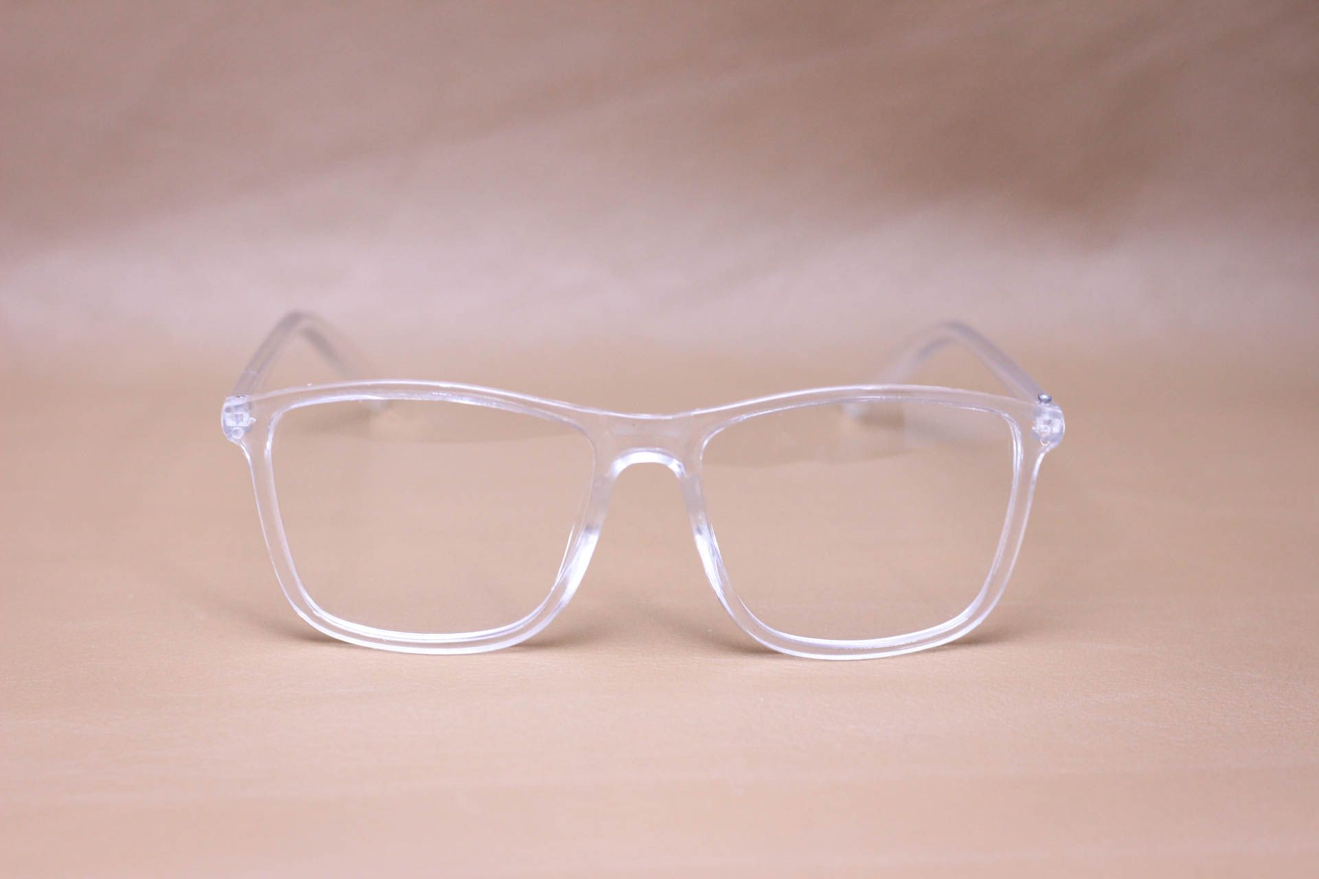 Kính Mát Nhựa Đi Đêm Thời Trang Unisex - MN819