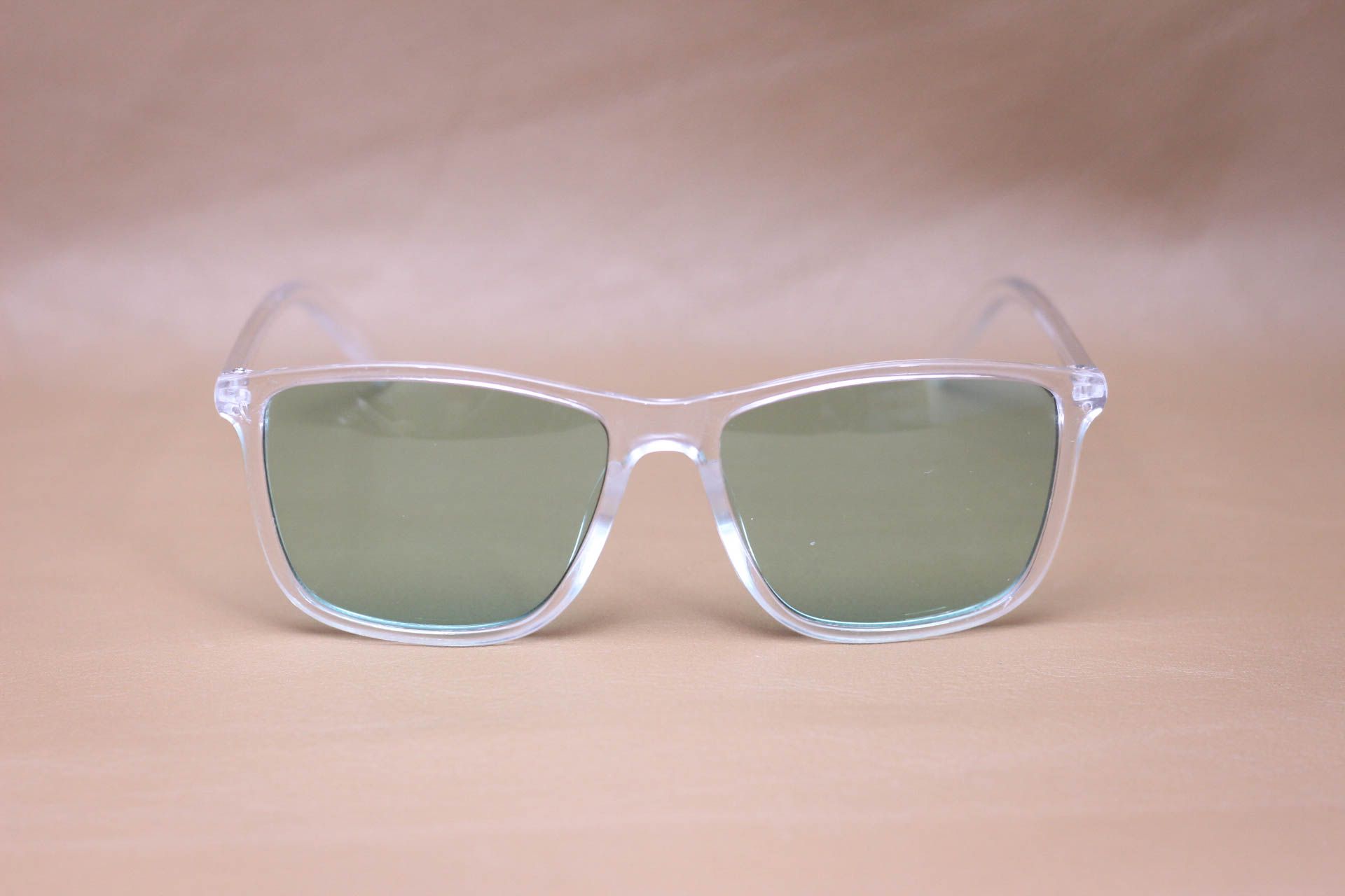 Kính Mát Nhựa Đi Đêm Thời Trang Unisex - MN819