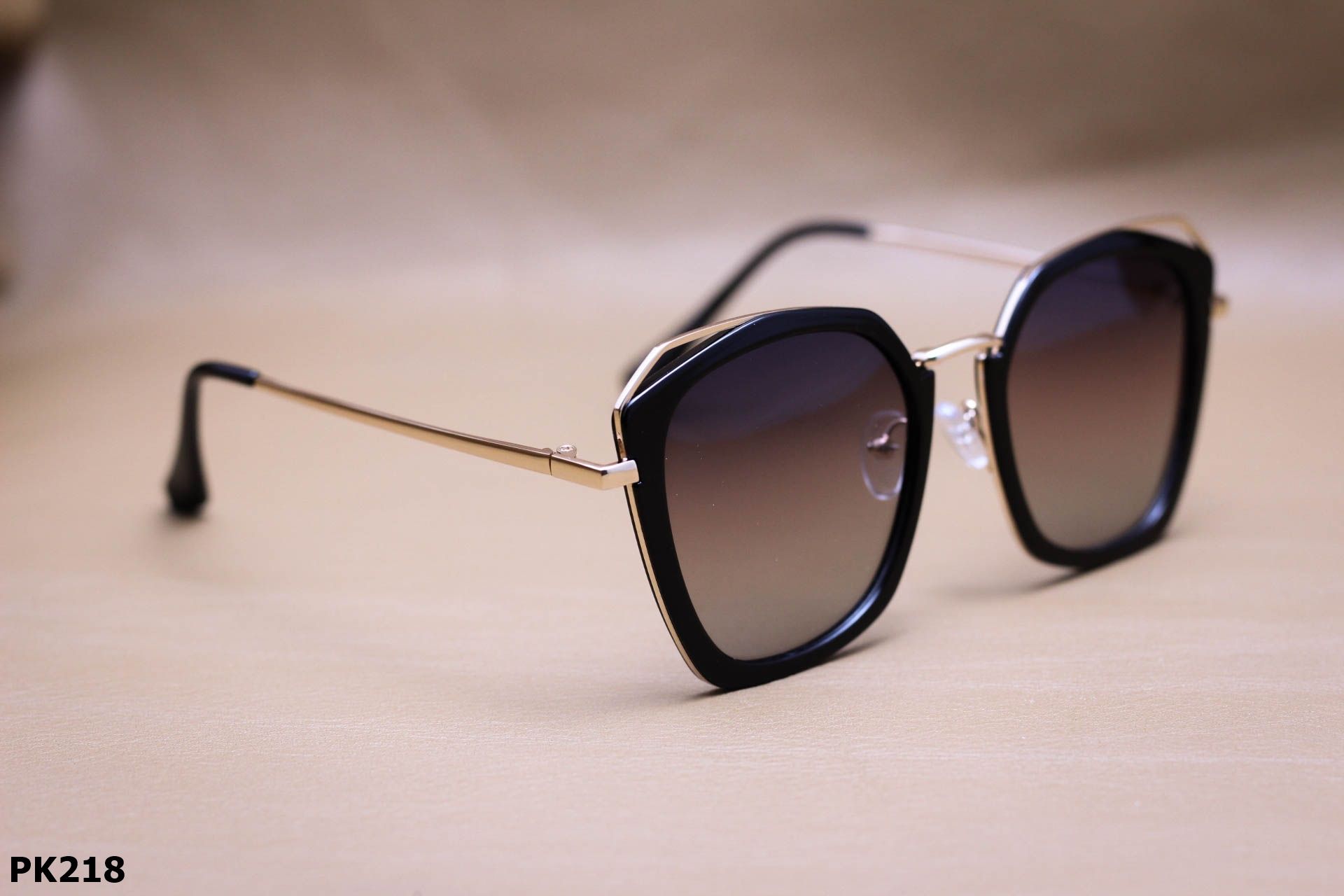 Kính Mát Thời Trang Nữ, Tròng Polarized Chống Bể - PK218