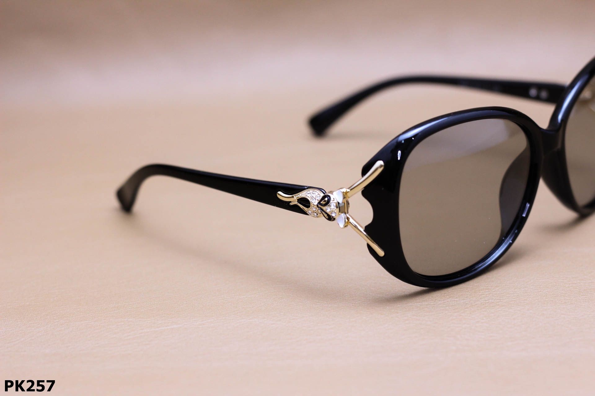 Kính Mát Thời Trang Nữ, Tròng Polarized Đổi Màu Chống Bể - PK257