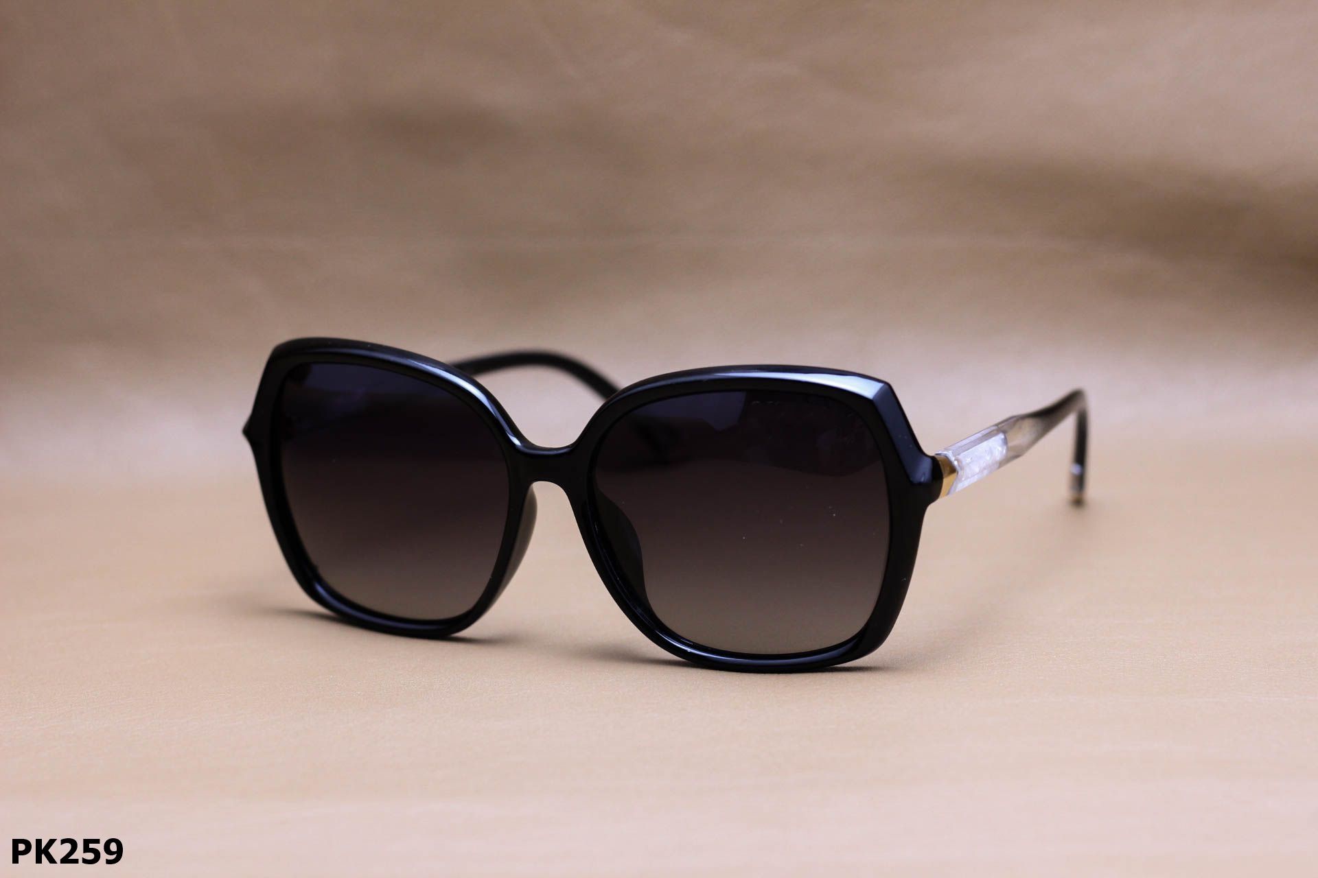 Kính Mát Thời Trang Nữ, Tròng Polarized Chống Bể - PK259