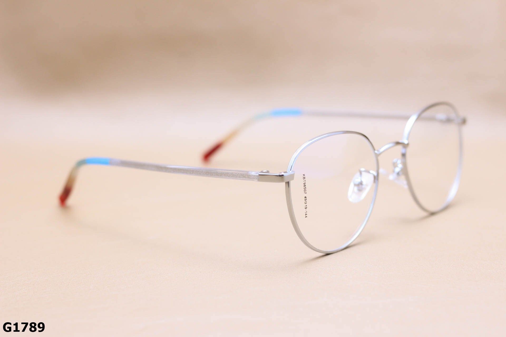 Gọng Kính Cận Tròn Ngố Thời Trang Unisex, Chất B-Titanium Cao Cấp Thanh Mảnh - G1789