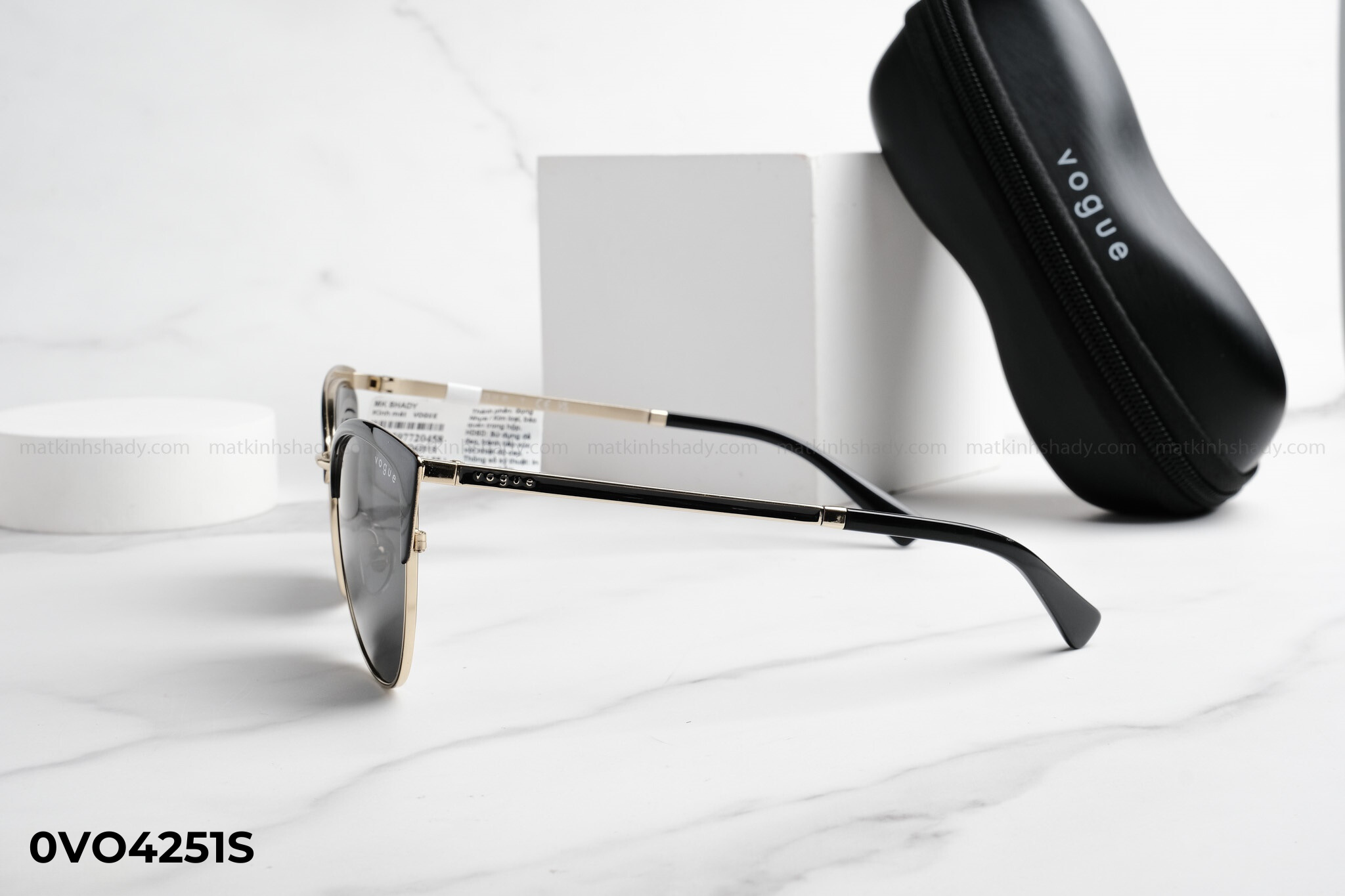  Vogue Eyewear - Sunglasses - 0VO4251S 