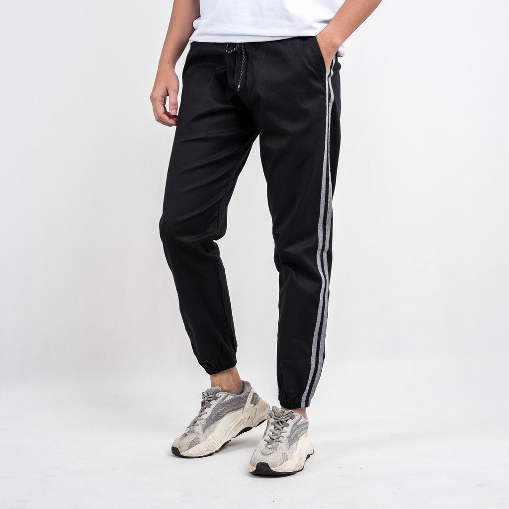 Quần Jogger Kaki Đen Sọc QJK0012