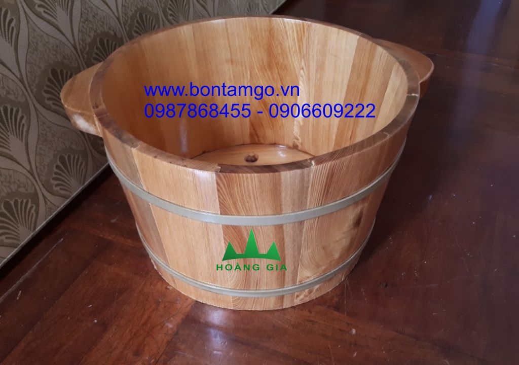 BỒN NGÂM CHÂN GỖ PƠ MU