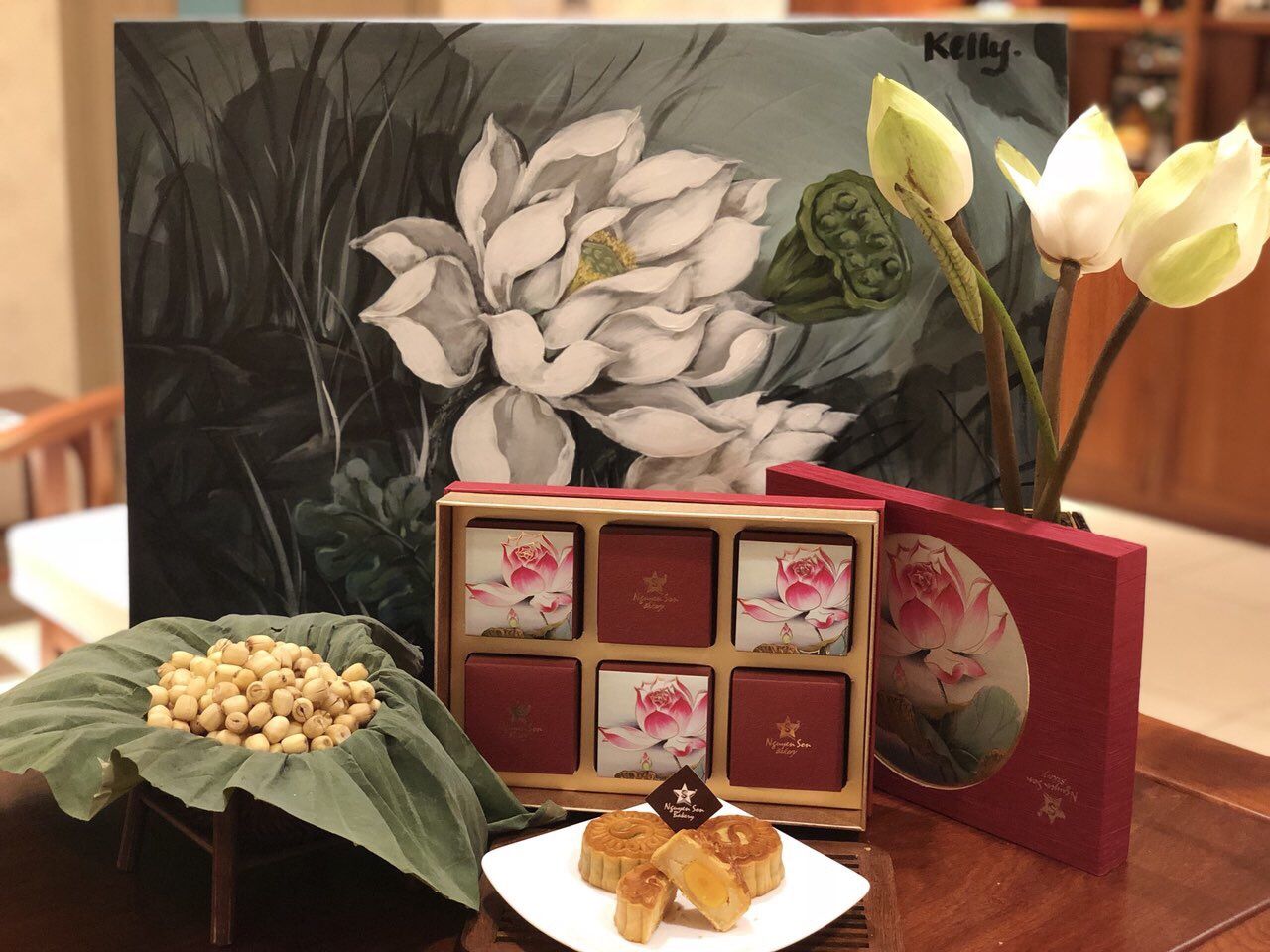 Hộp trung thu Liên hoa cát tường