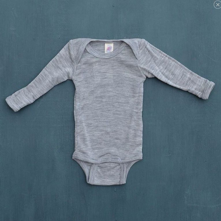 ENGEL Bodysuit dài tay đắp vai 70% Merino wool 30% Silk Grey melange