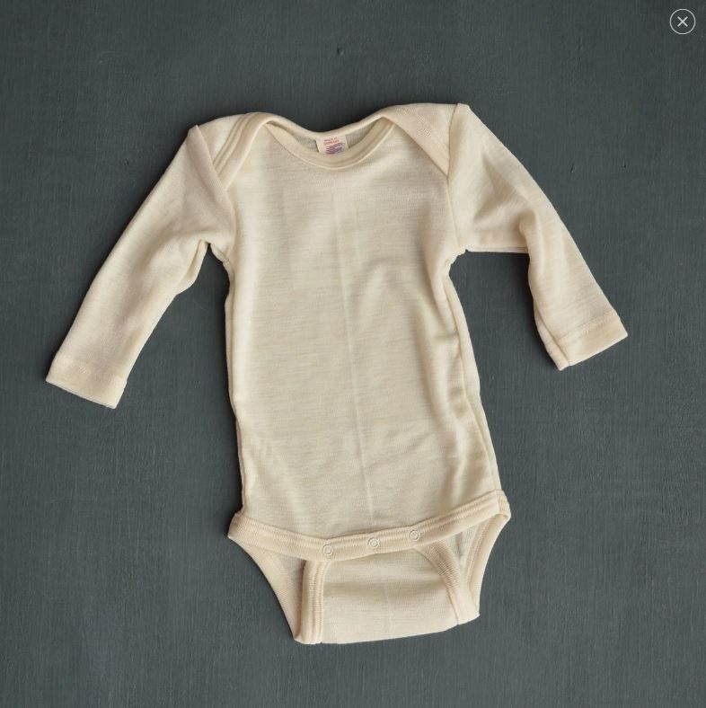 ENGEL Bodysuit dài tay đắp vai 100% Merino wool Natural