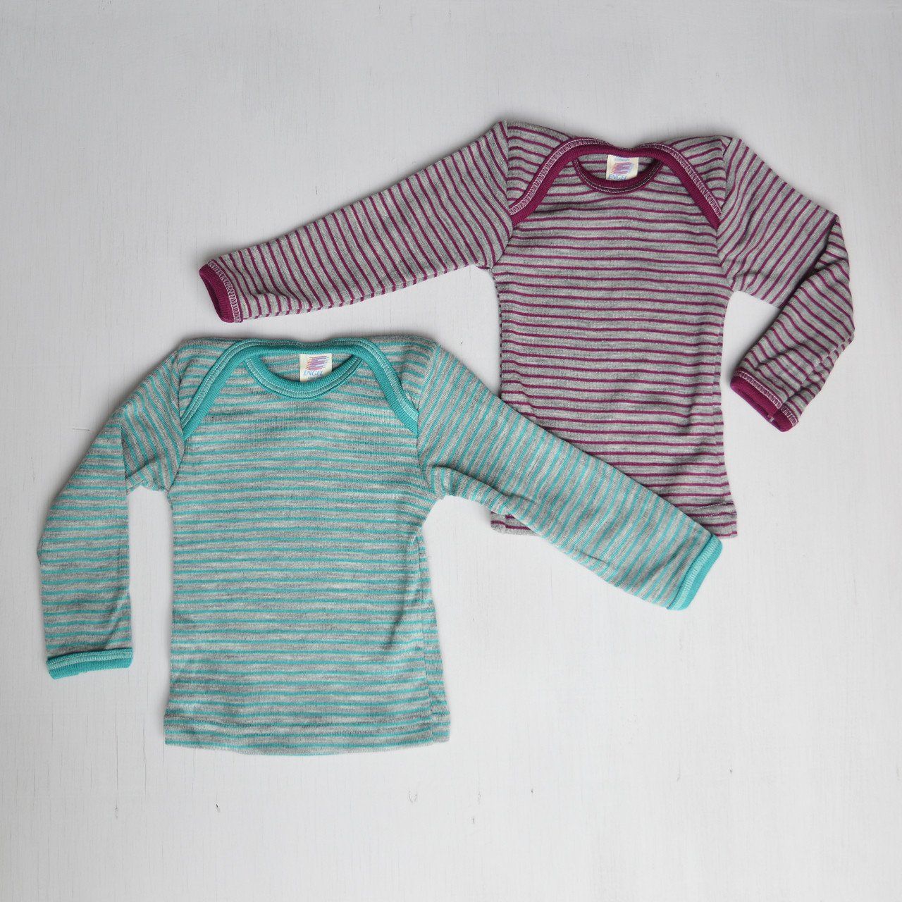 ENGEL Áo dài tay đắp vai 70% Merino wool 30% silk Light grey/Ice blue