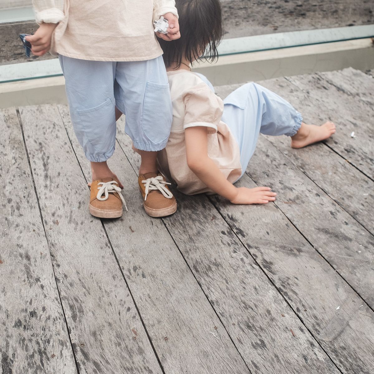 CHOI HANDMADE Quần jogger Ice blue