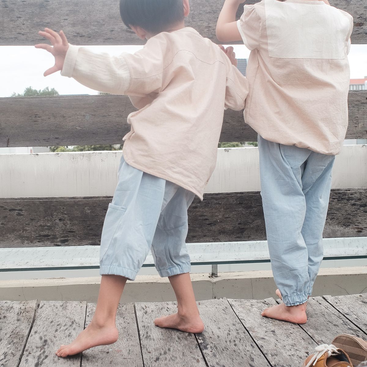 CHOI HANDMADE Quần jogger Pastel blue