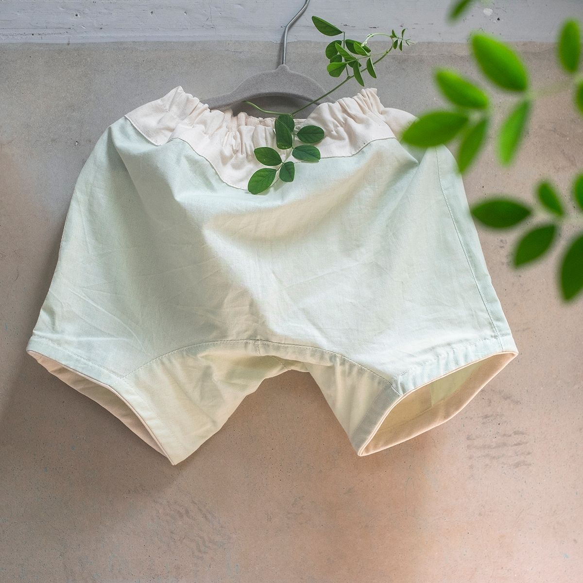 CHOI HANDMADE Quần đùi đáy thụng Harem short Sage