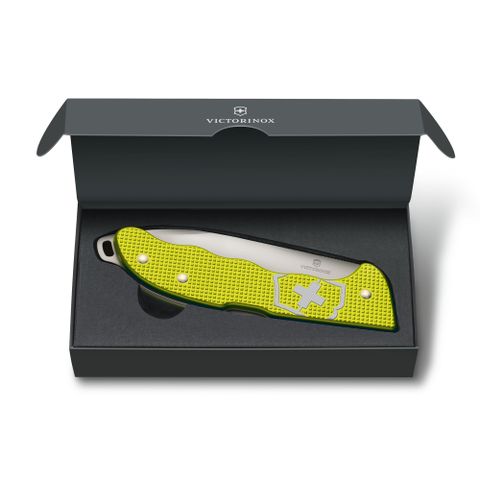  Dao xếp đa năng Victorinox Hunter Pro Alox Limited Edition 2023 