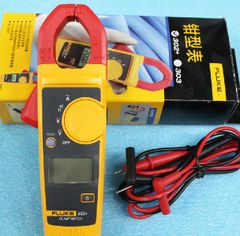 Ampe kìm Fluke 302+