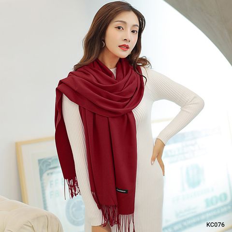 Khăn quàng choàng cổ len Cashmere giữ ấm màu đỏ đô trơn cao cấp đẹp sang trọng - Mã KC076