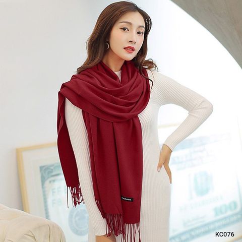 Quà tặng sinh nhật cho mẹ nên tặng gì - Khăn Choàng Cổ Len Dạ Màu Đỏ Đô Trơn - Cashmere - 200x60cm - Mã KC076