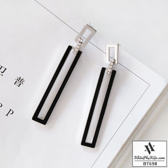 Bông Tai Form Lớn Hình Chữ Nhật Rỗng Màu Đen Mạ Bạc - Mã BT690