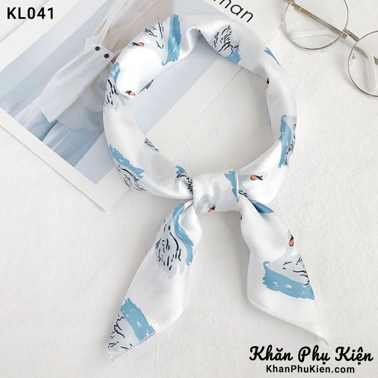 Khăn Lụa Vuông Màu Trắng Họa Tiết Chim Hồng Hạc - Mã KL041