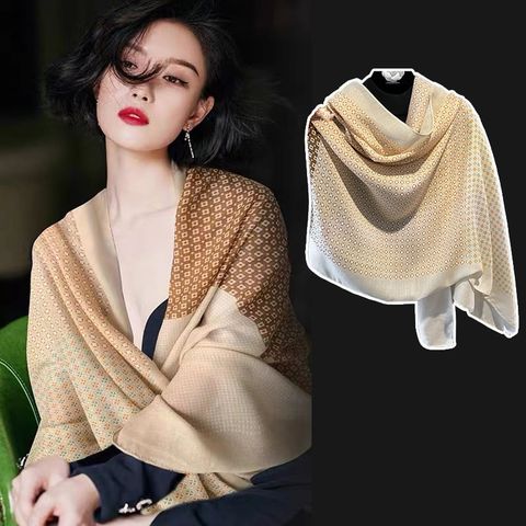 Quà tặng 8/3 cho người yêu nữ, vợ, cô giáo, mẹ - Khăn choàng cổ cotton viscose màu be kiêu sa phối họa tiết LAGU Khăn Phụ Kiện - KC339