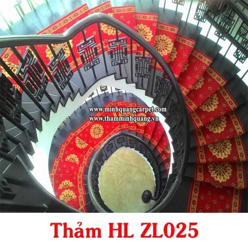Trải thảm cầu thang khách sạn Nha Trang