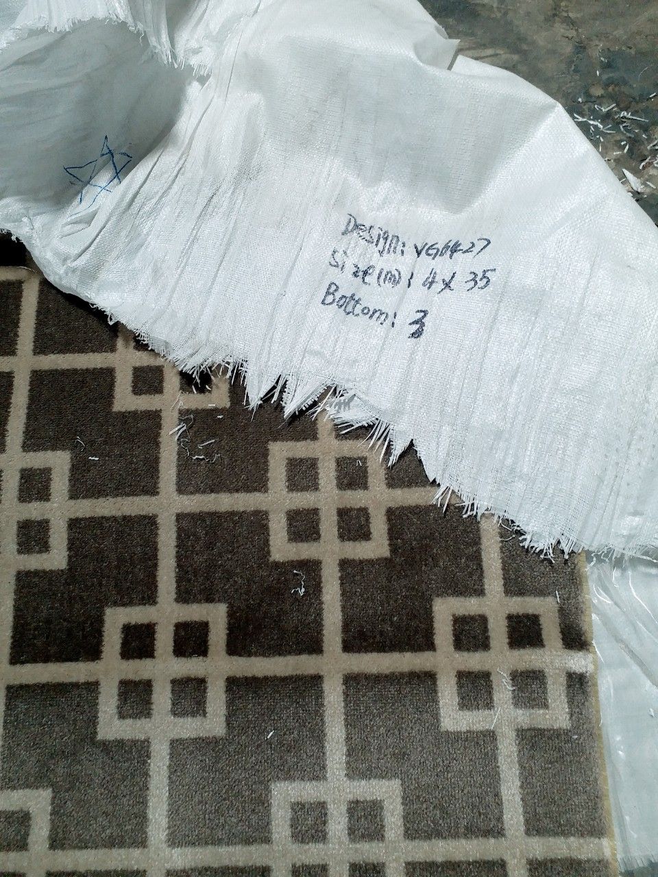 Thảm trải nhà hàng màu xám Wilton VG 6427
