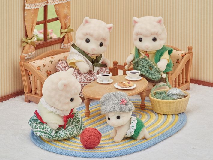 Woolly Alpaca Family