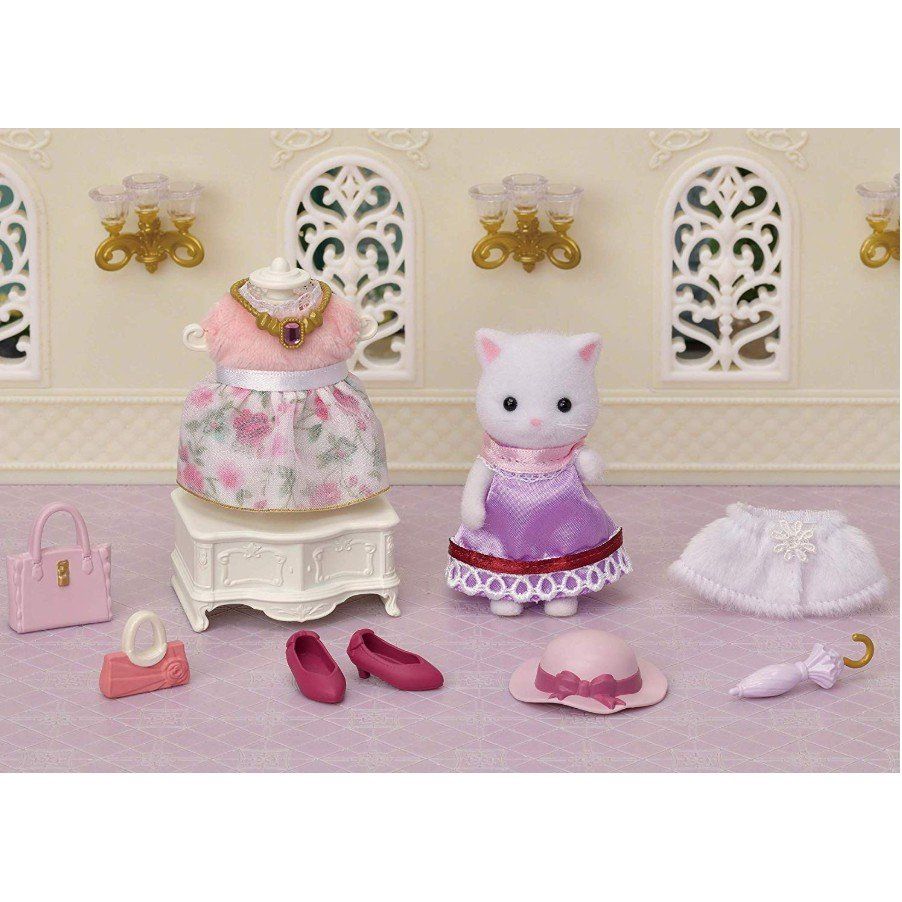 Fashion Play Persian Cat