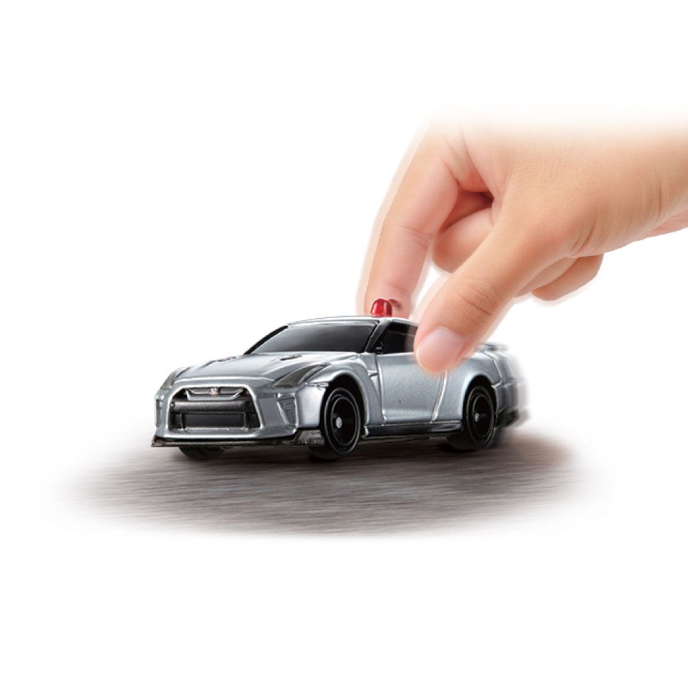 Tomica 4D Nissan GT-R