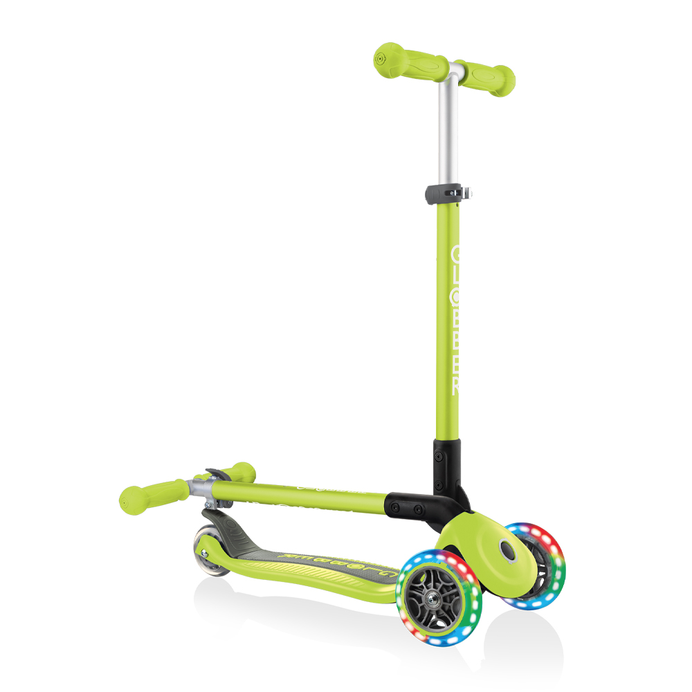  Xe trượt scooter 3 bánh gấp gọn có bánh xe phát sáng GLOBBER PRIMO cho trẻ em từ 3 đến 6 tuổi (Xanh lá/Đỏ) 