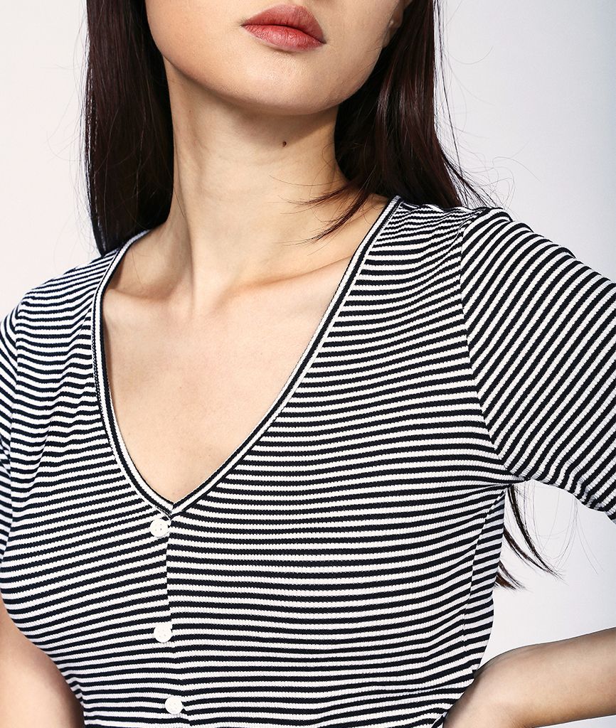 Áo Thun Croptop Sọc