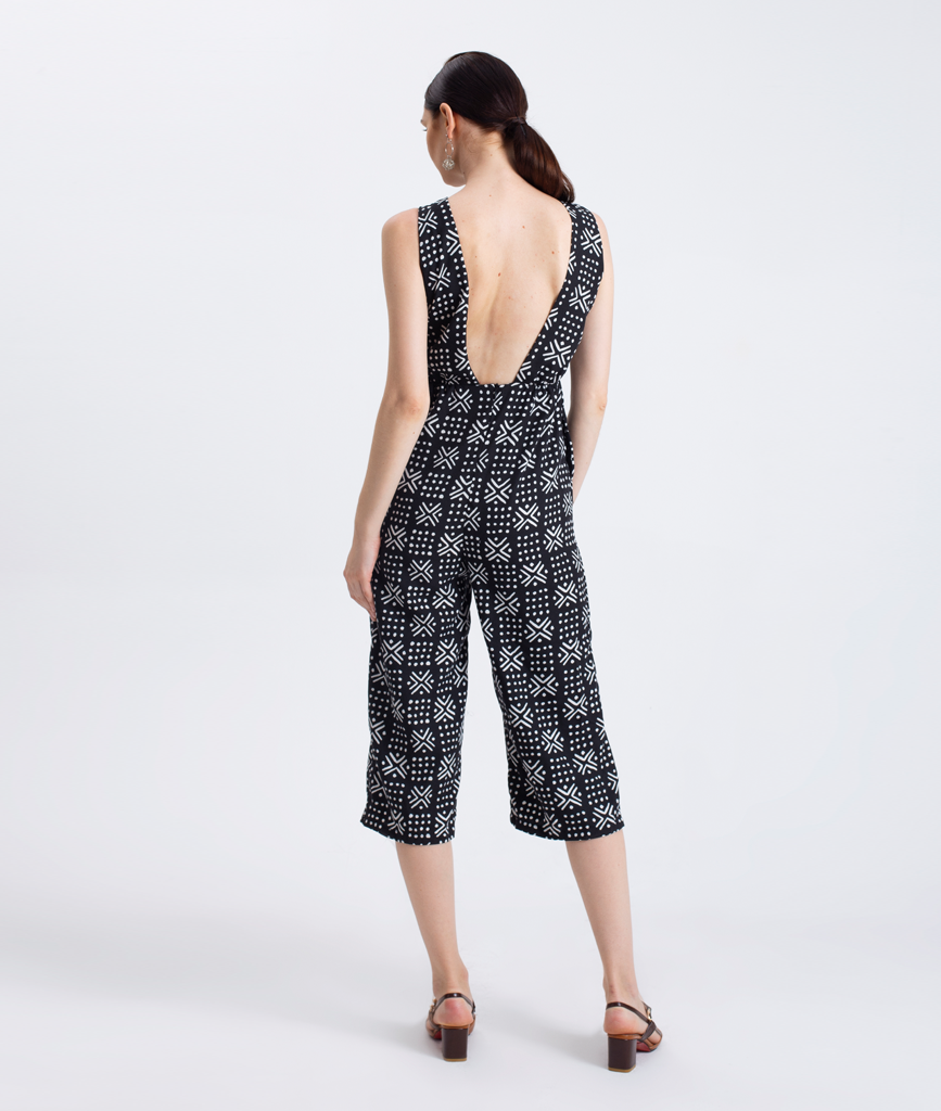 Jumpsuit Dài Tuytsi Sát Nách Họa Tiết