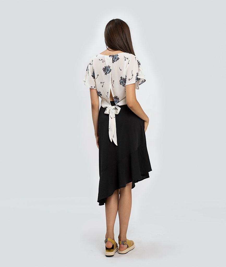Áo Croptop Tay Ngắn Cột Nơ Sau