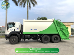 Garbage Compactor Truck