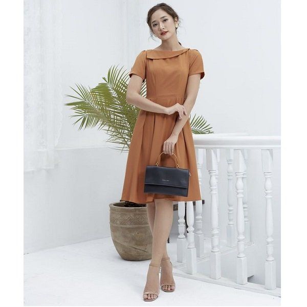 Đầm Xòe Nhún Vai Tùng Xếp Ly Adela Màu Nâu Cam DX01 (Store 5704)