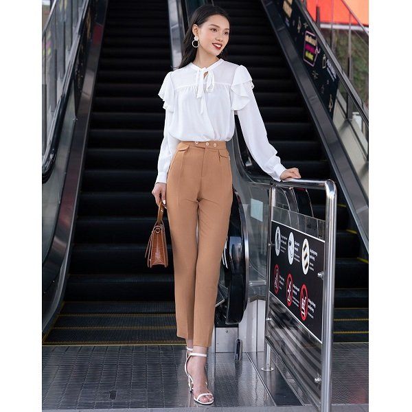 Quần Baggy Nắp Túi Thân Trước 20Again Màu Nâu A120N-QAA0840-MNN1 (Store 5703)