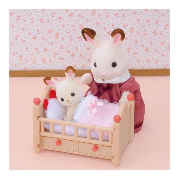 Bộ Đồ Chơi Sản Phẩm Cũi Cho Bé Sylvanian Families - Epoch 2929