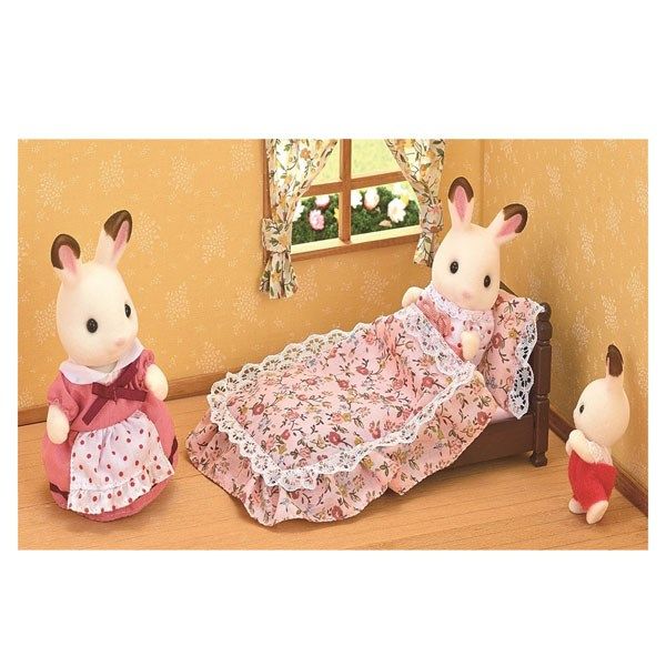 Bộ Đồ Chơi Giường Ngủ Cổ Điển Sylvanian Families - Epoch 5223