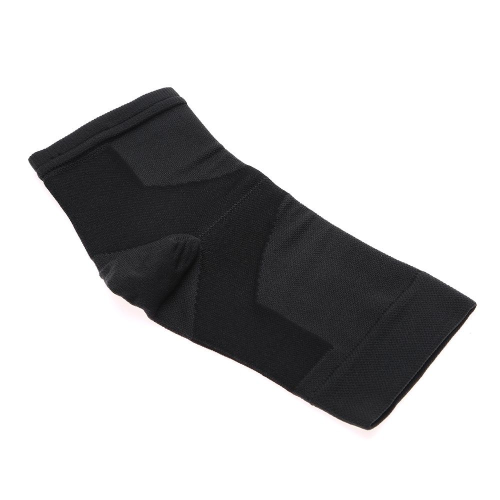 Miếng Hỗ Trợ Chức Năng Thể Thao Chân Topvalu Size M