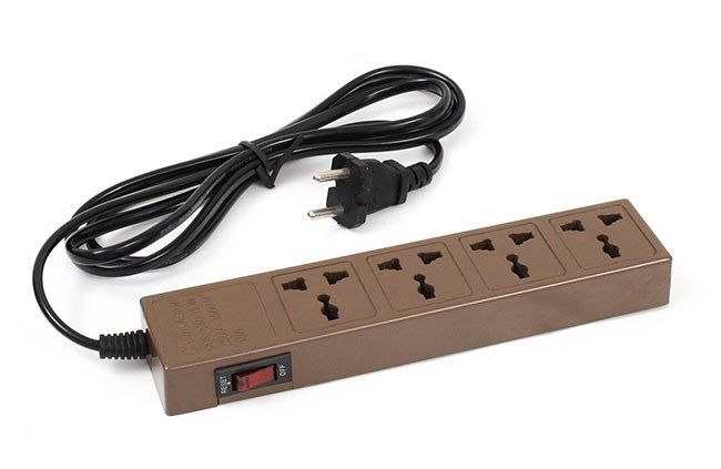 Ổ Cắm Điện Nakagami 4 Lỗ Dây 5M