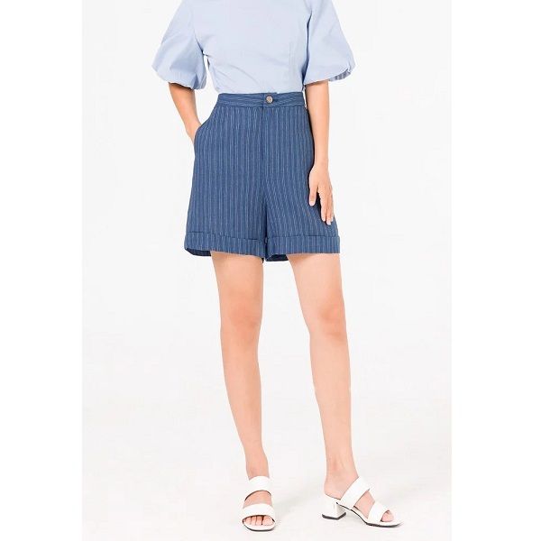 Quần Short Basic Gấu Lơ Vê Kẻ Sọc Vien Tran O64S20H002-P3215