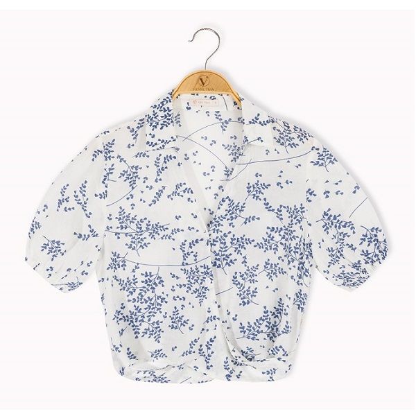 Áo Croptop Vạt Chéo Vien Tran Màu Trắng Họa Tiết Xanh Dương
