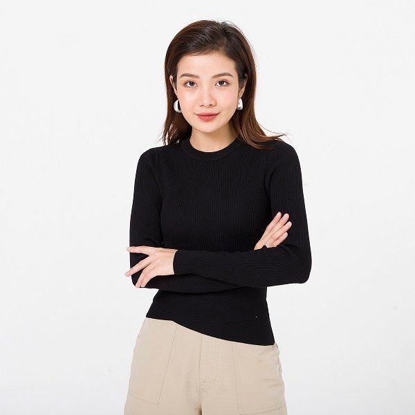 Áo Len Vạt Gấu Đan Chéo Vien Tran Màu Đen