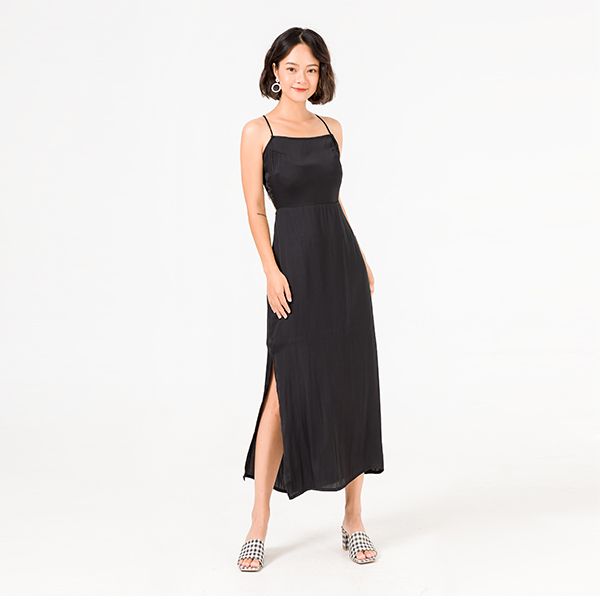 Đầm Maxi Hở Lưng Màu Đen Vien Tran V63M20H028-S1400