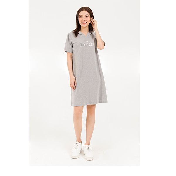 Đầm Cotton Có Mũ In Chữ Màu Ghi Vien Tran V63T20H022-S1105