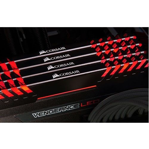 Ram Corsair Vengeance Led Red 4 x 16GB 64G bus 3000 C15