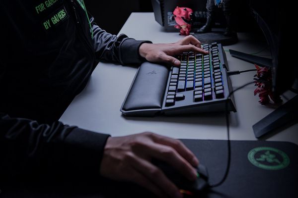 Bàn phím Razer BlackWidow Tournament Edition Chroma V2