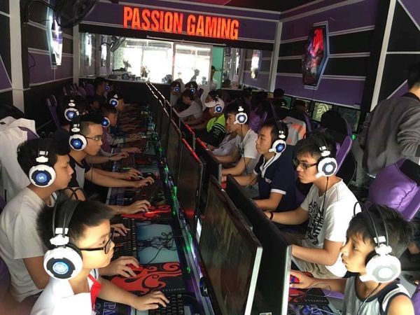 GAMEZONE.COM.VN - Tai nghe chuyên Game giá cực tốt - 1