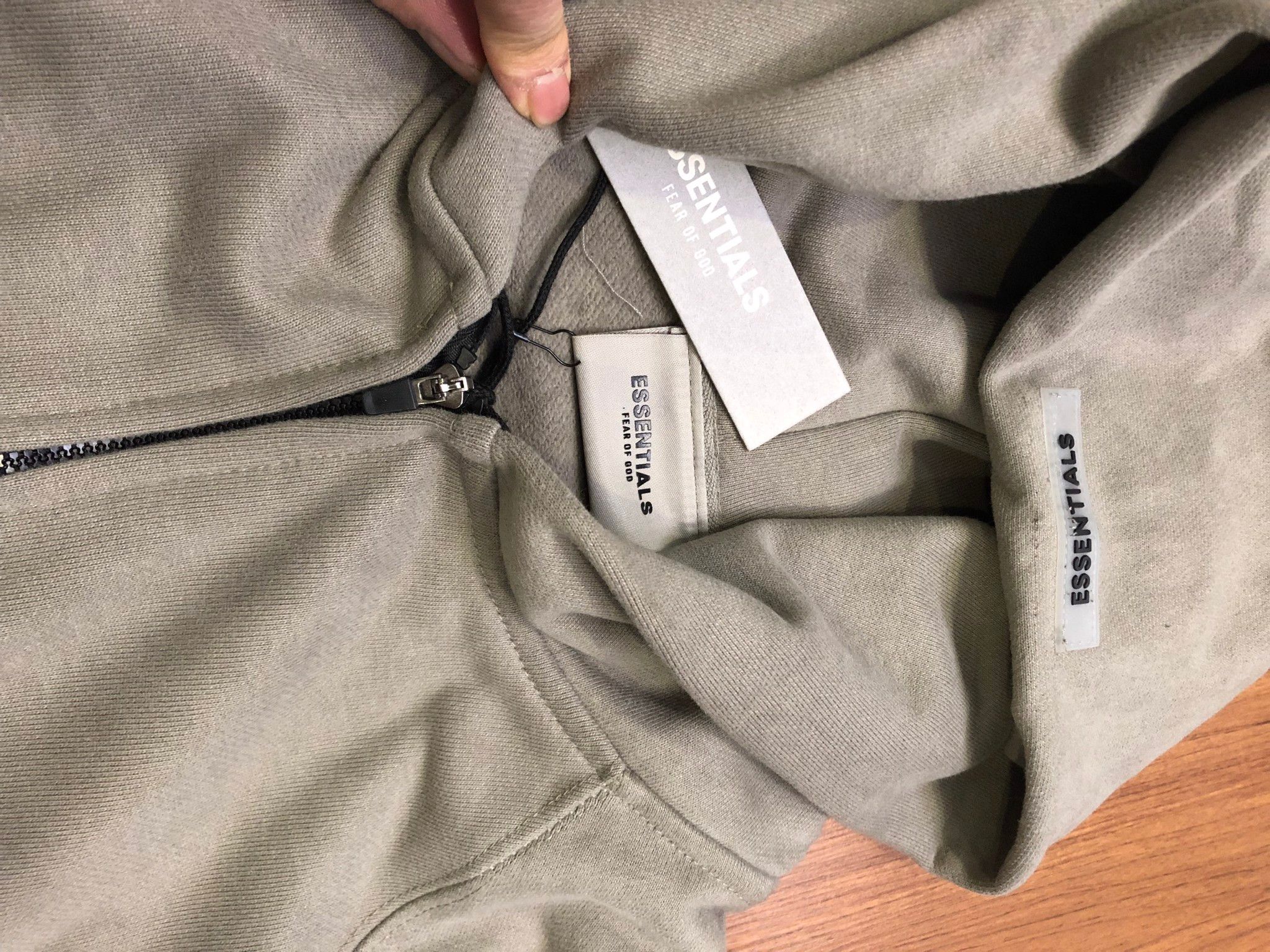 Jacket có mũ