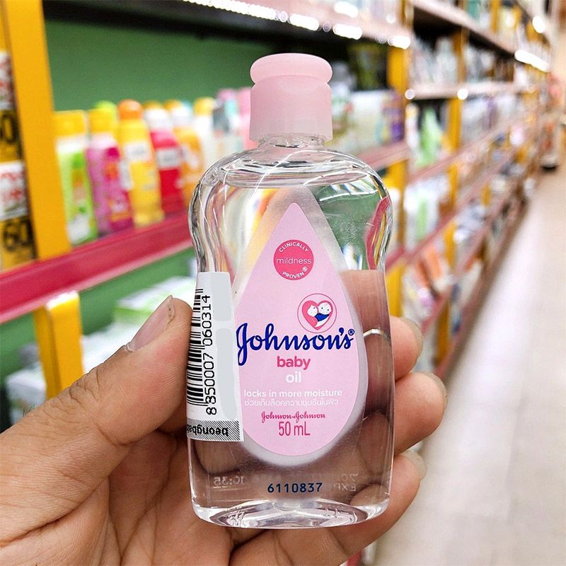 Dầu massage Johnson's baby oil 200ml